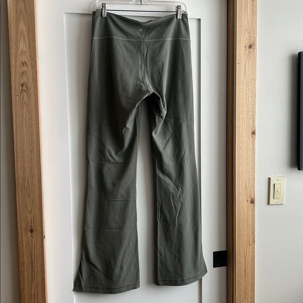 Lululemon Groove High Rise Split Hem Flared Pant Size 10 - Picture 2 of 11